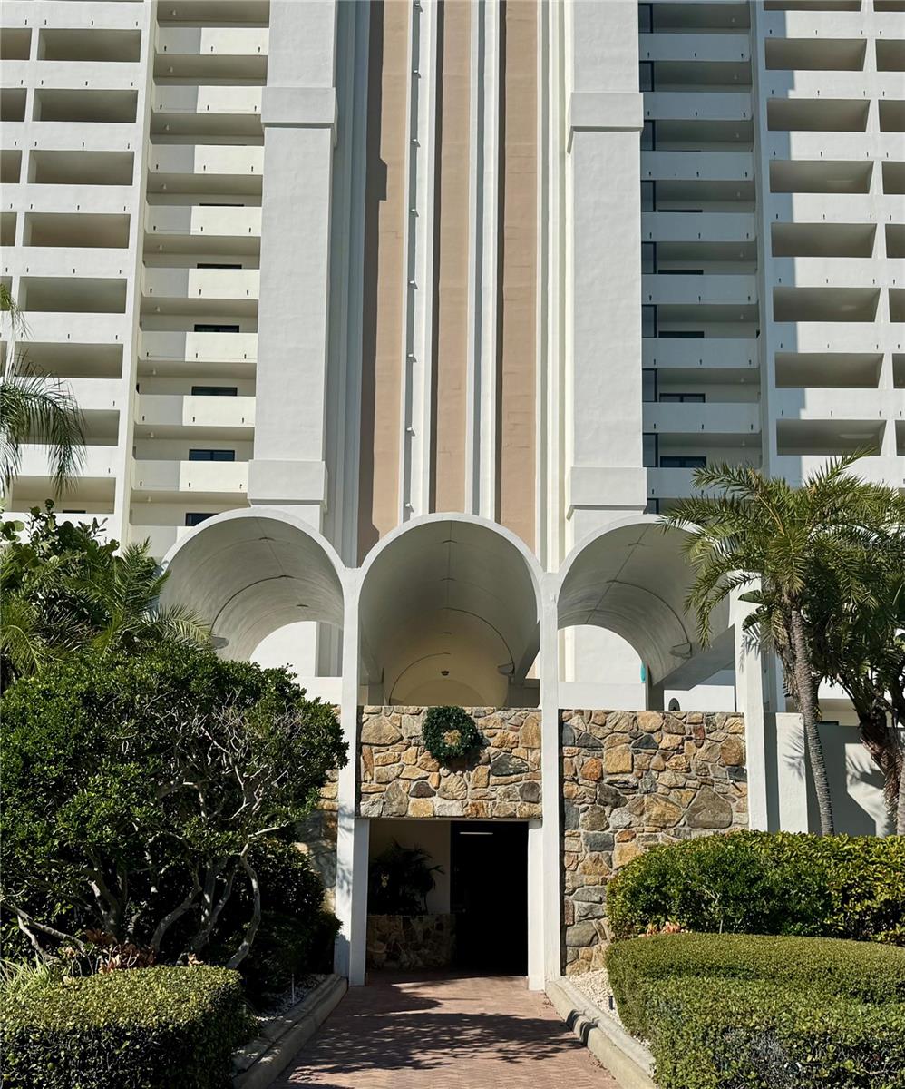 LANDMARK TOWERS - Residential Lease