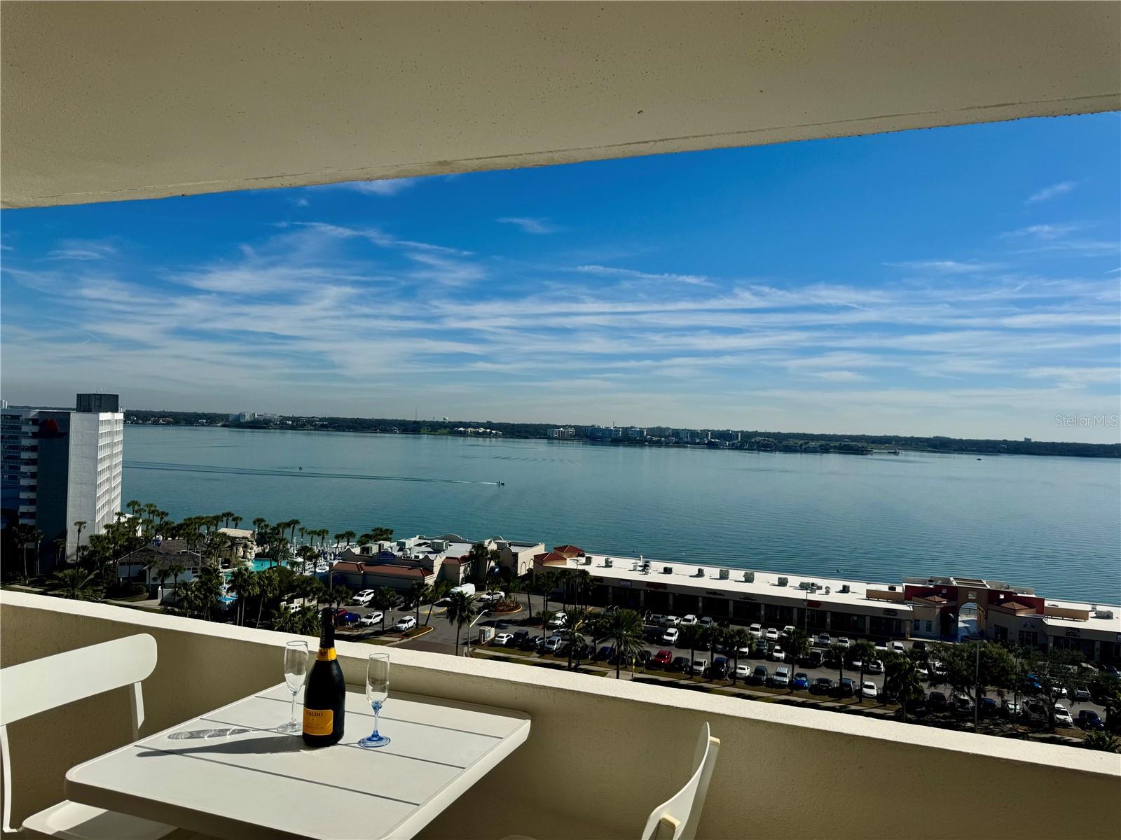 LANDMARK TOWERS - Residential Lease