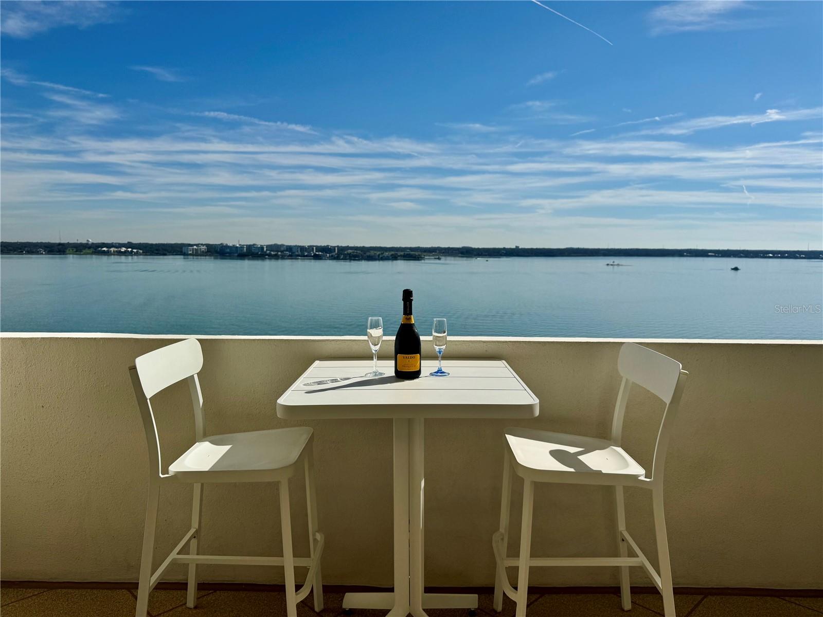 LANDMARK TOWERS - Residential Lease