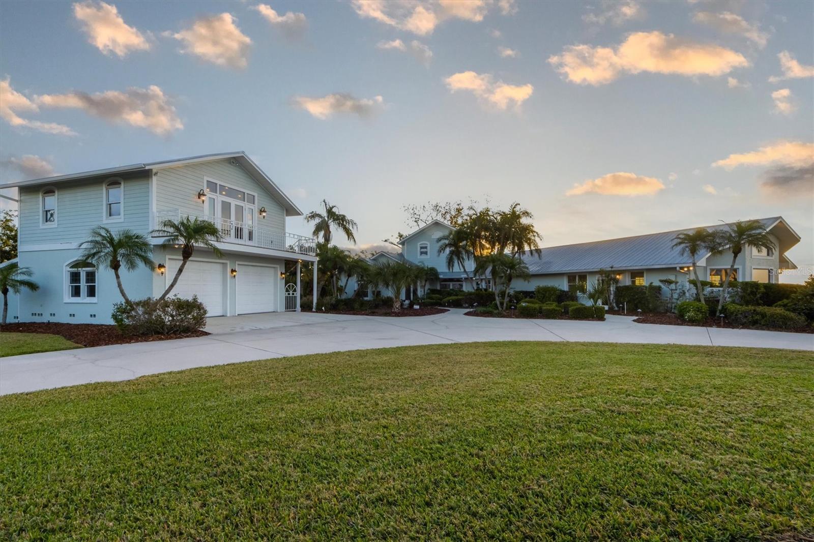 336 S ORCHID DRIVE