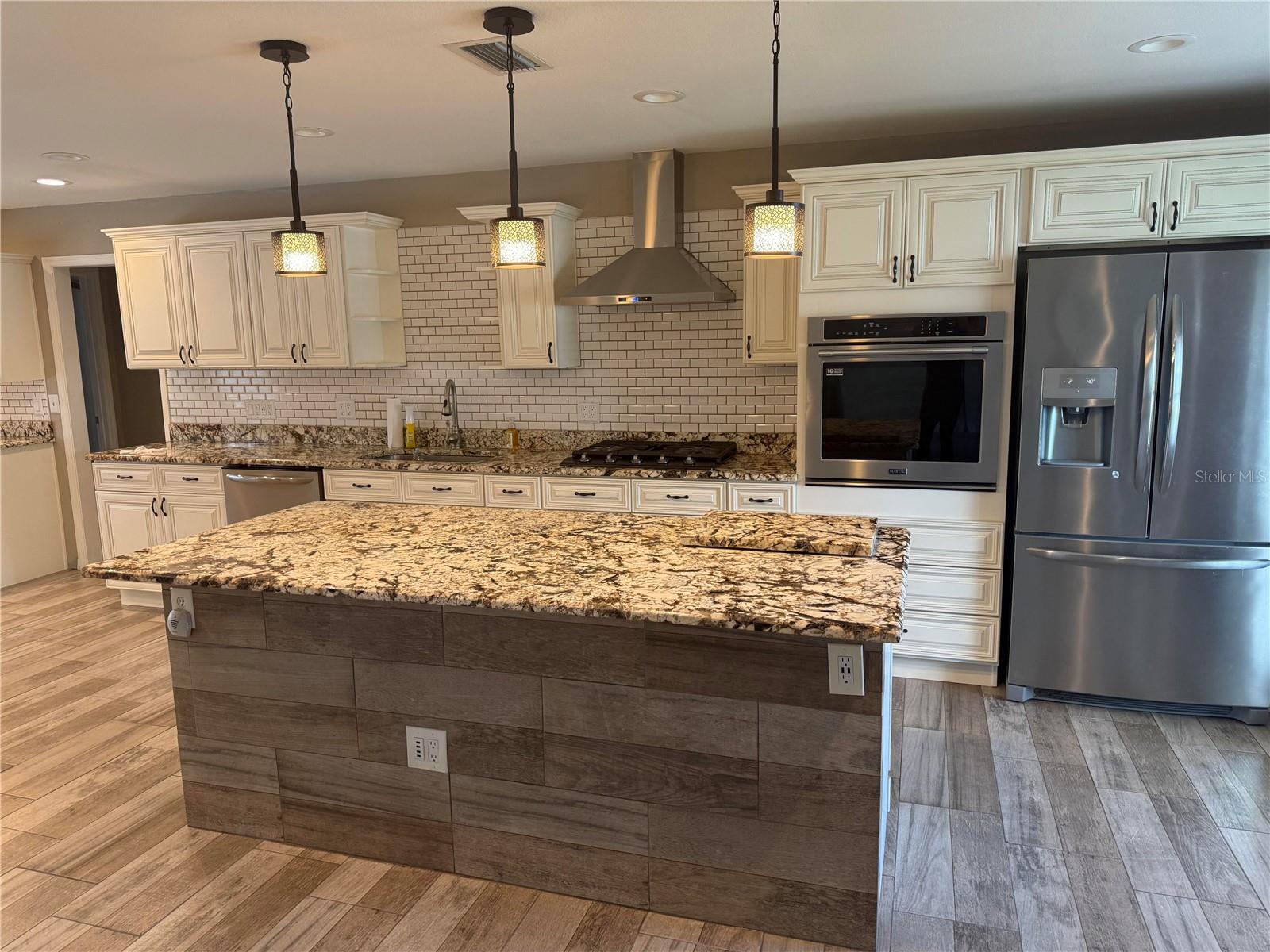 DELTONA LAKES UNIT 07 - Residential