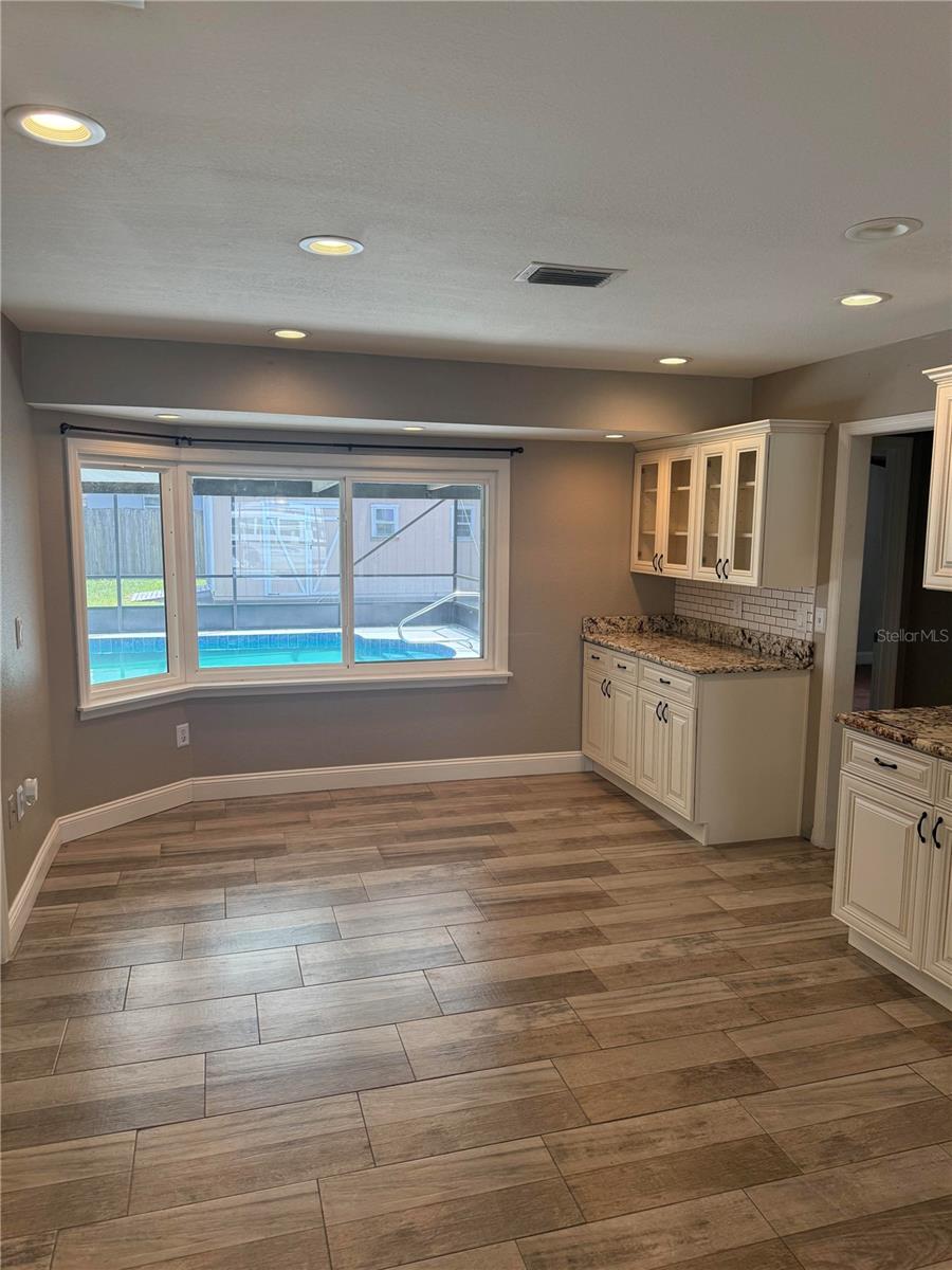 DELTONA LAKES UNIT 07 - Residential