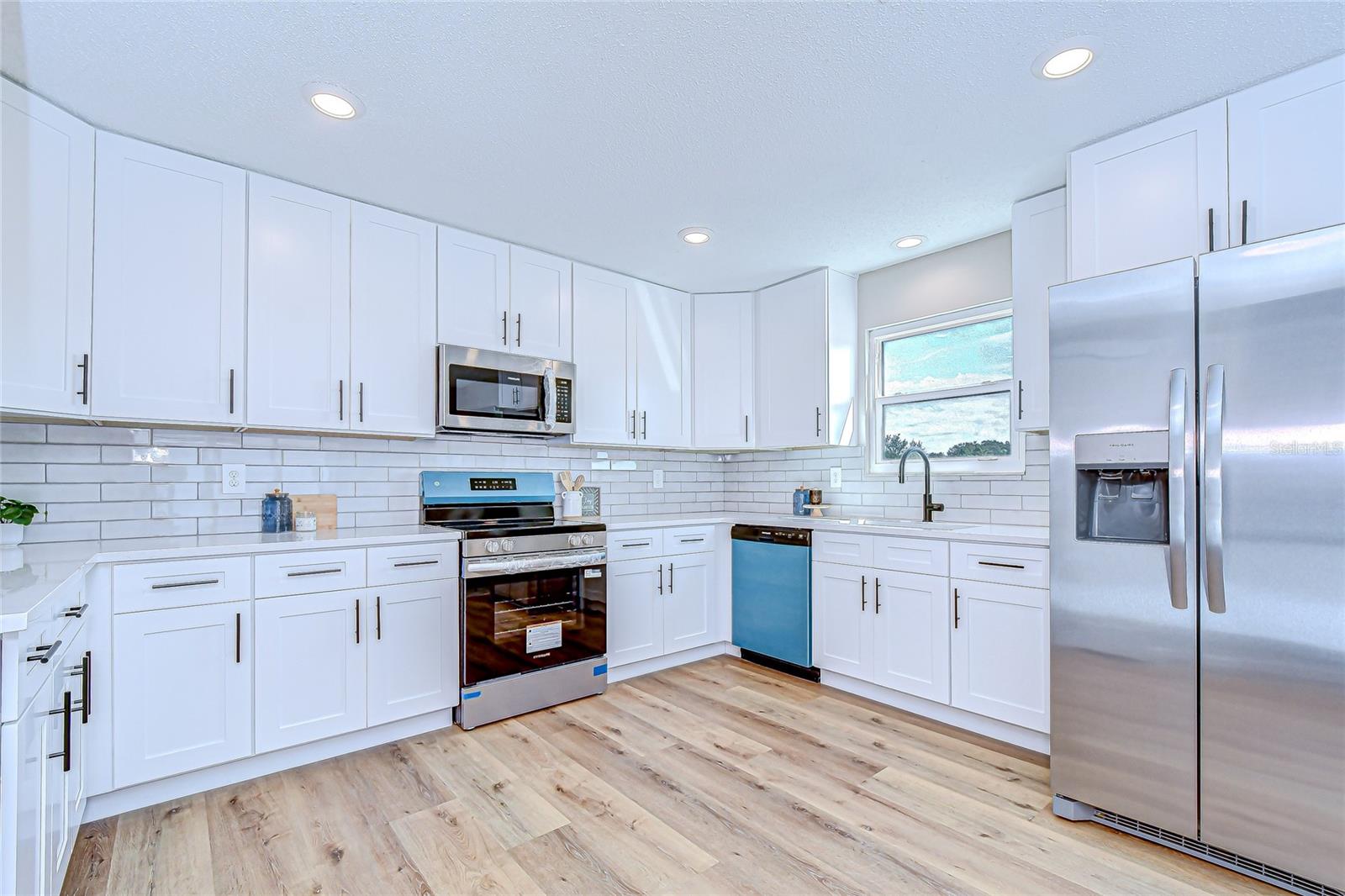 BAYPORT WEST PH I - Residential