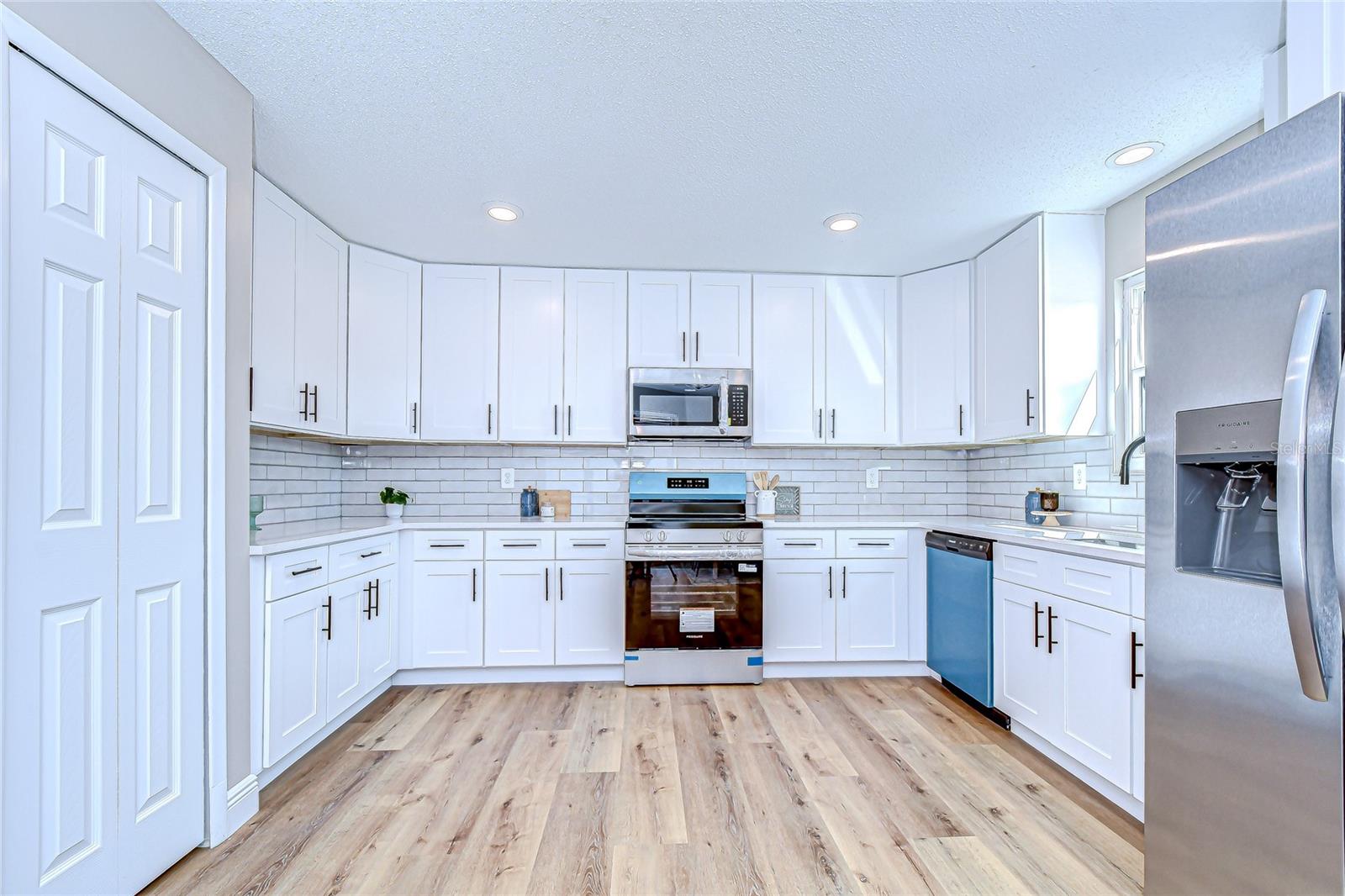 BAYPORT WEST PH I - Residential