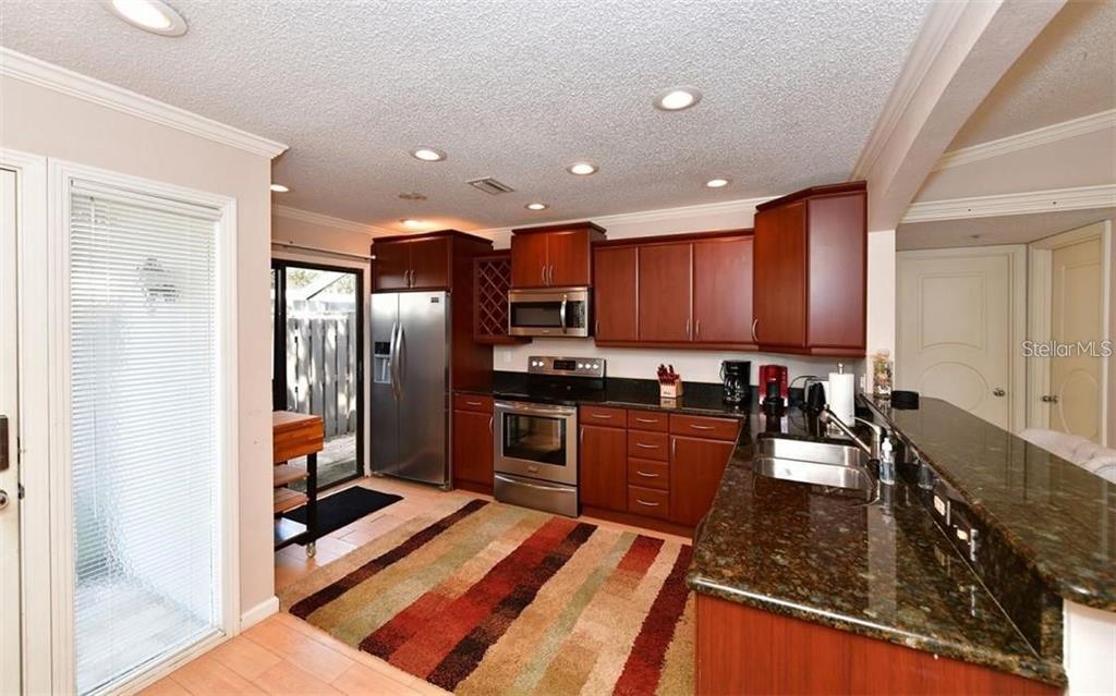 SUMMERSIDE - Residential Lease