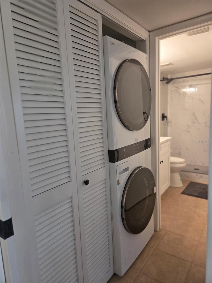 IMPERIAL PINES CONDO - Residential Lease