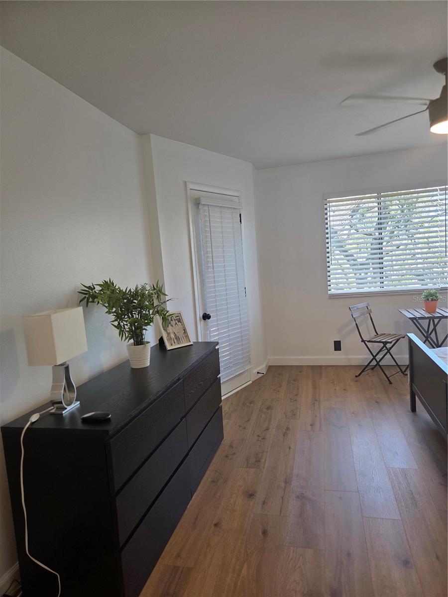 IMPERIAL PINES CONDO - Residential Lease