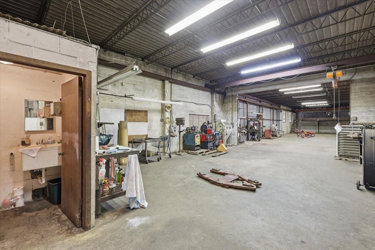 MOUNT VERNON HEIGHTS - Commercial Sale