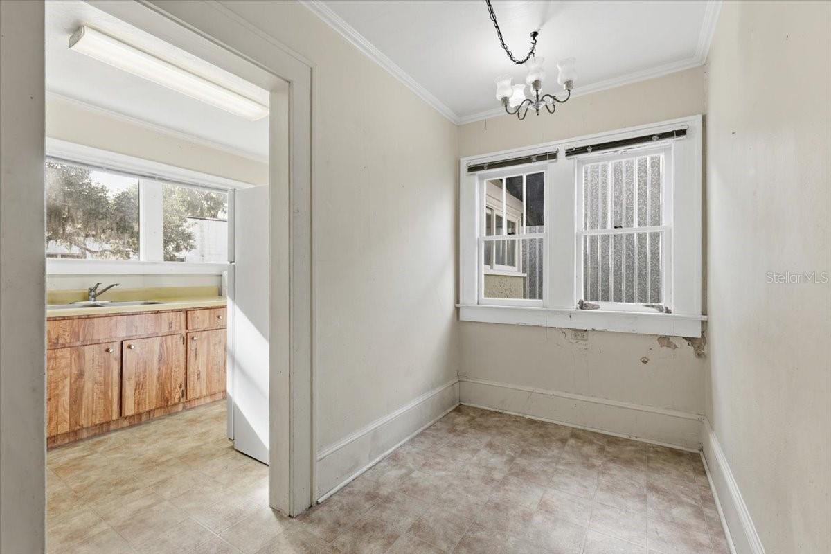 MOUNT VERNON HEIGHTS - Commercial Sale