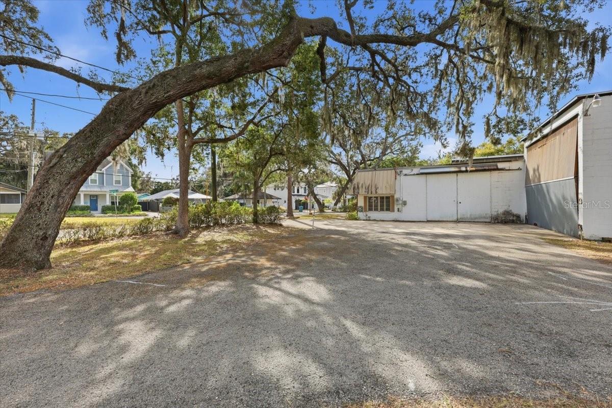 MOUNT VERNON HEIGHTS - Commercial Sale