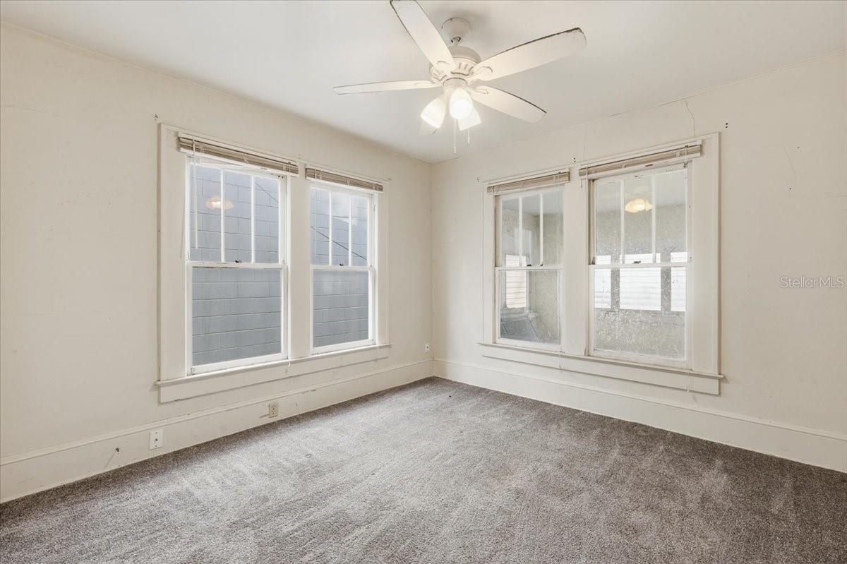 MOUNT VERNON HEIGHTS - Commercial Sale