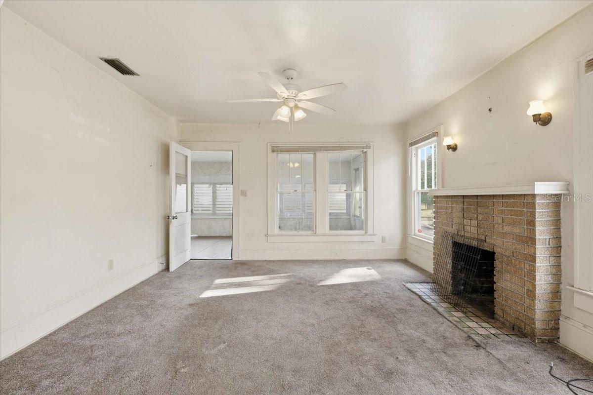 MOUNT VERNON HEIGHTS - Commercial Sale