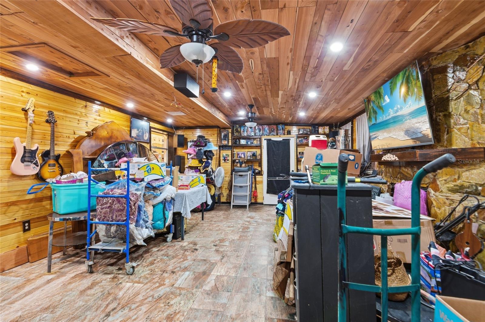 HIGHLAND GROVE EAST - Residential