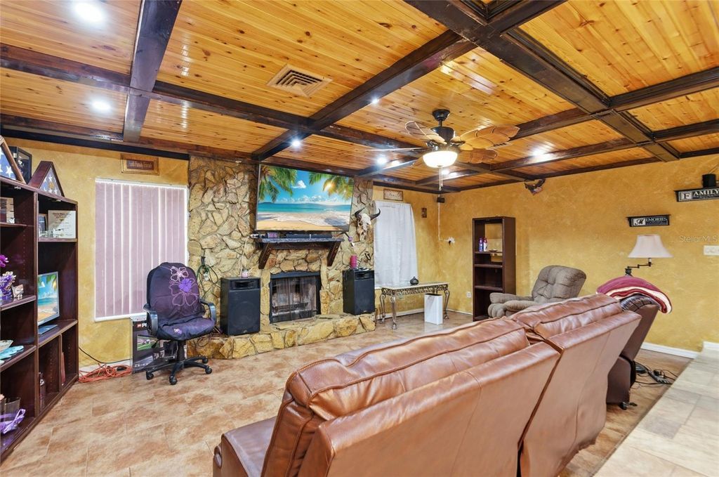 Photo of 7427 Eastview Place, Lakeland, FL 33810 (MLS # TB8502054)