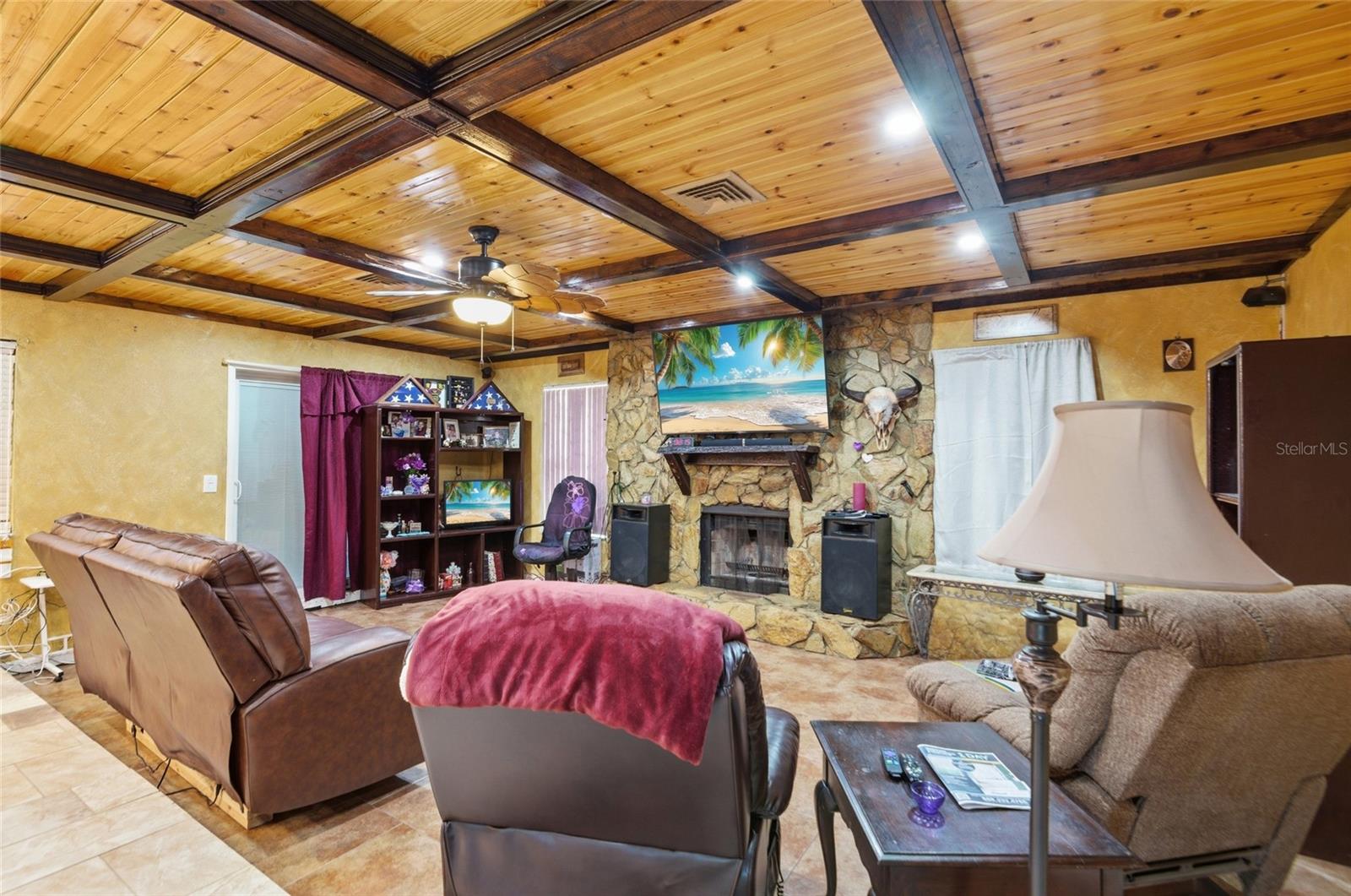 HIGHLAND GROVE EAST - Residential