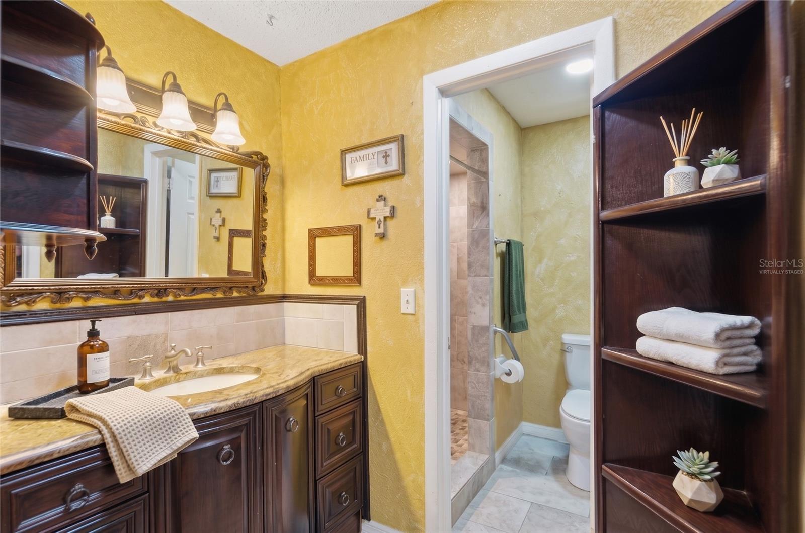 HIGHLAND GROVE EAST - Residential