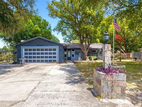 Property photo of 7427 Eastview Place, Lakeland, FL 33810