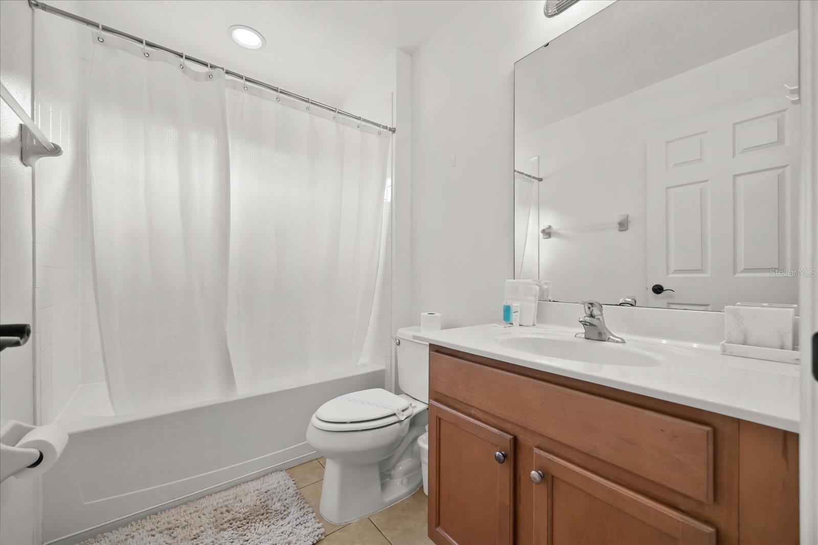 WATERSONG PH 01 - Residential