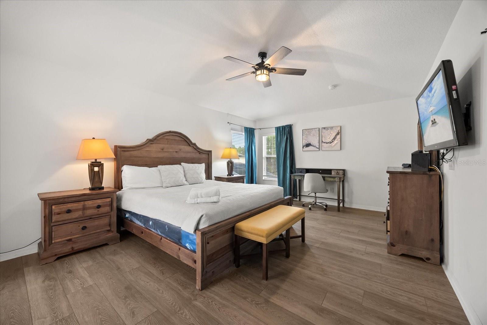 WATERSONG PH 01 - Residential