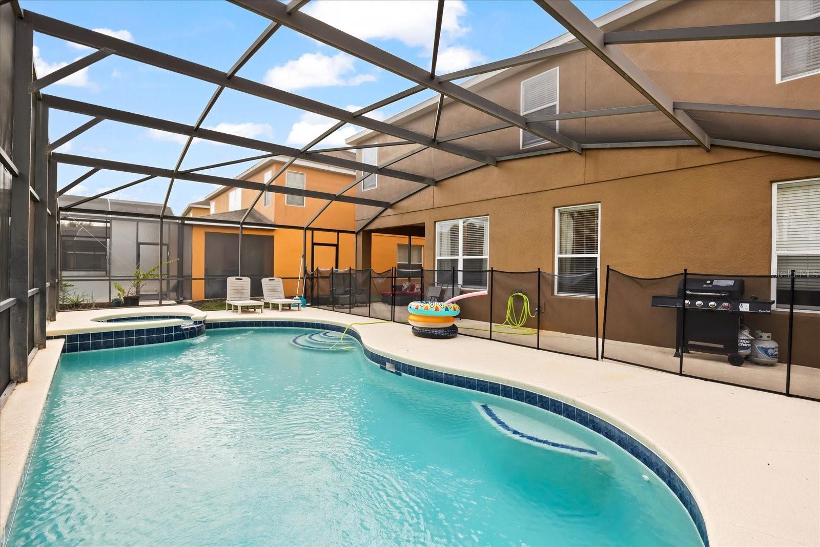 WATERSONG PH 01 - Residential