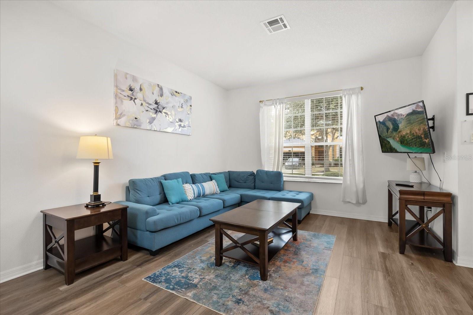 WATERSONG PH 01 - Residential