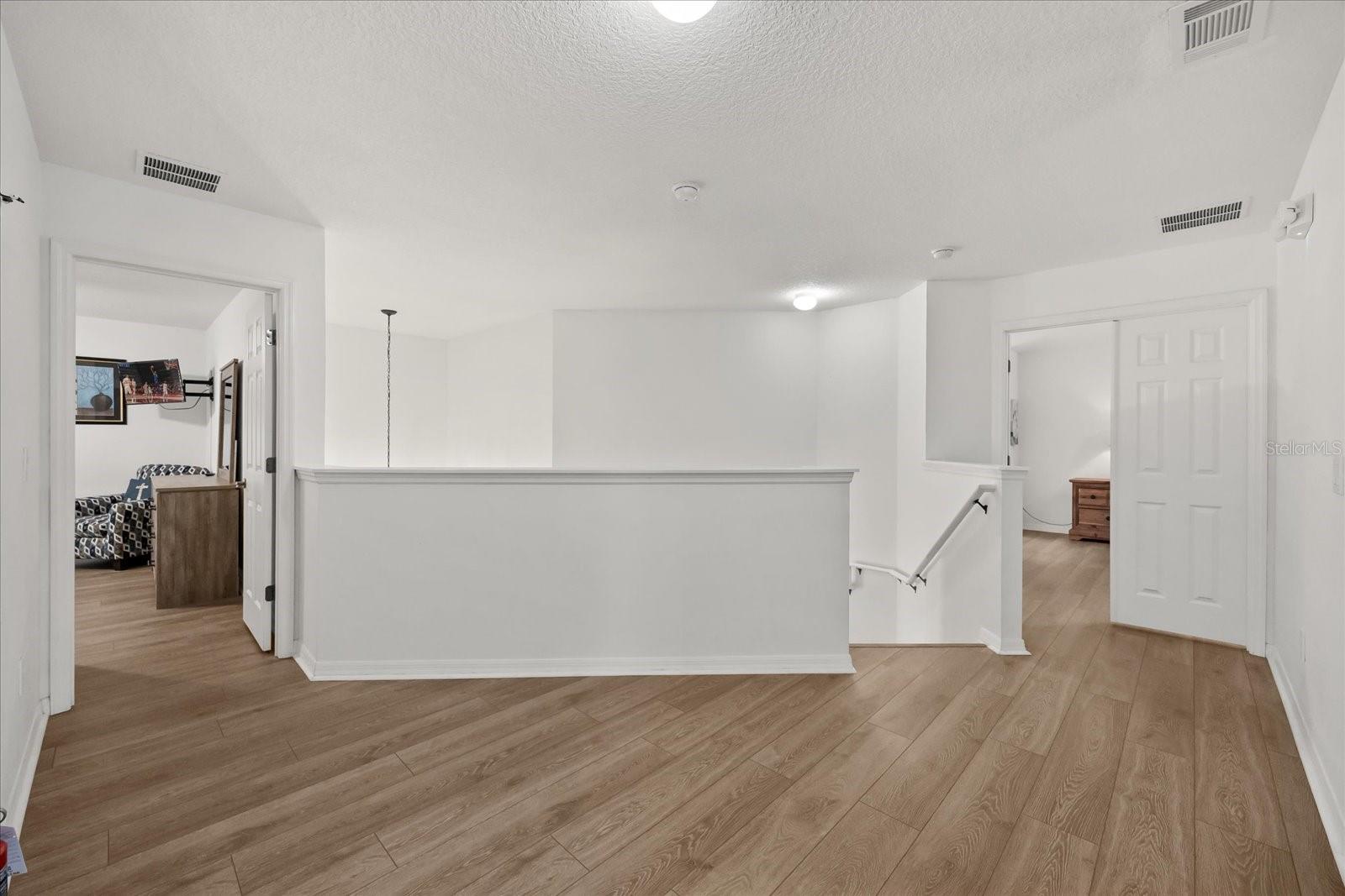 WATERSONG PH 01 - Residential