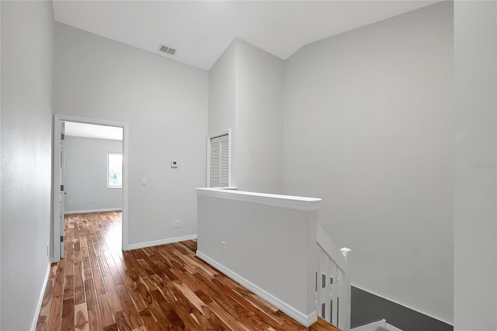 WILLOW LAKE - Residential