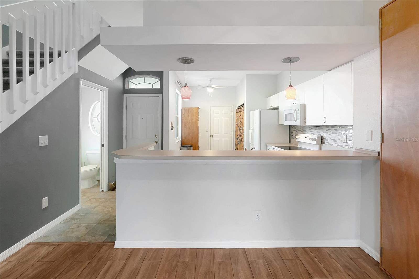 WILLOW LAKE - Residential