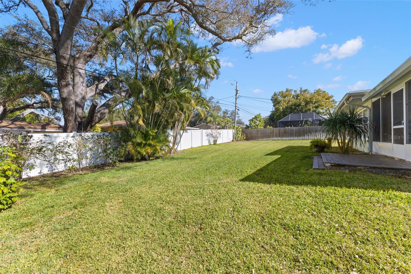 FAIRWAY ESTATES 2ND ADD - Residential