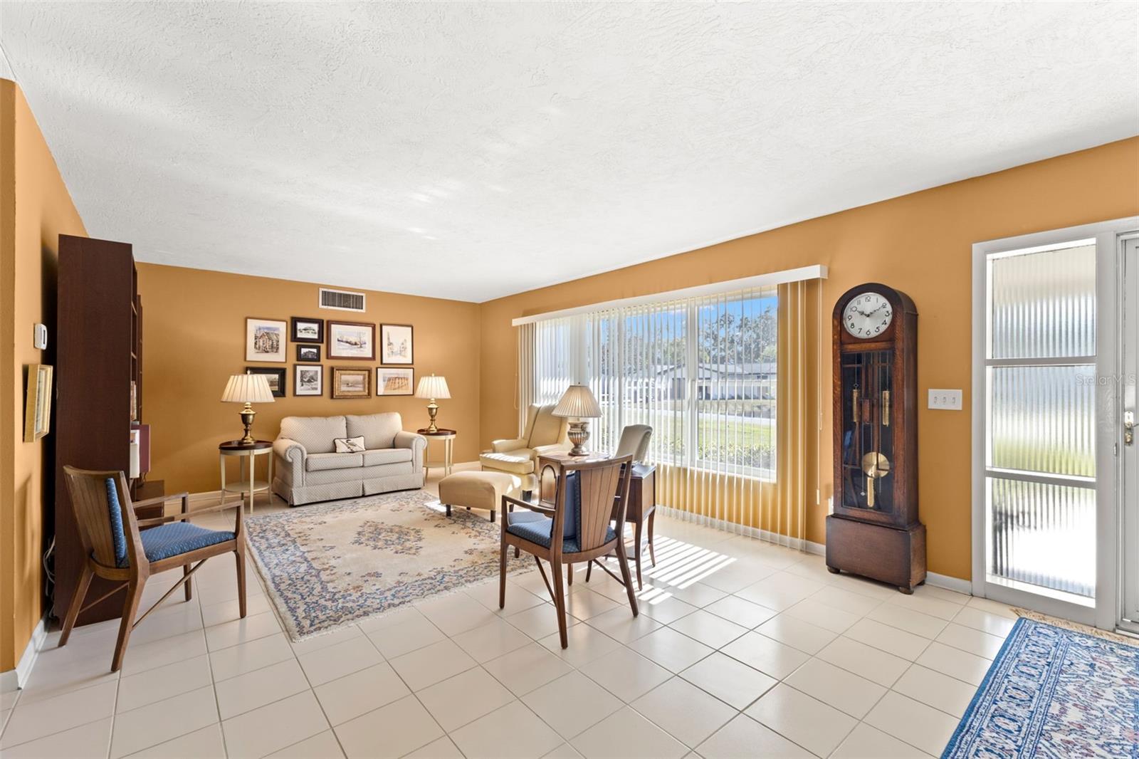 FAIRWAY ESTATES 2ND ADD - Residential