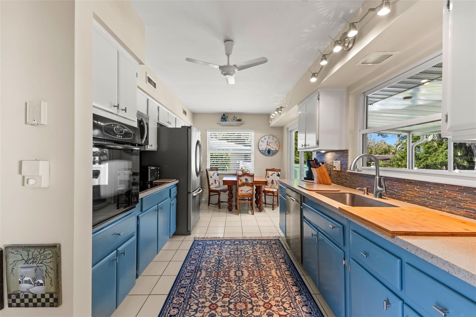 FAIRWAY ESTATES 2ND ADD - Residential