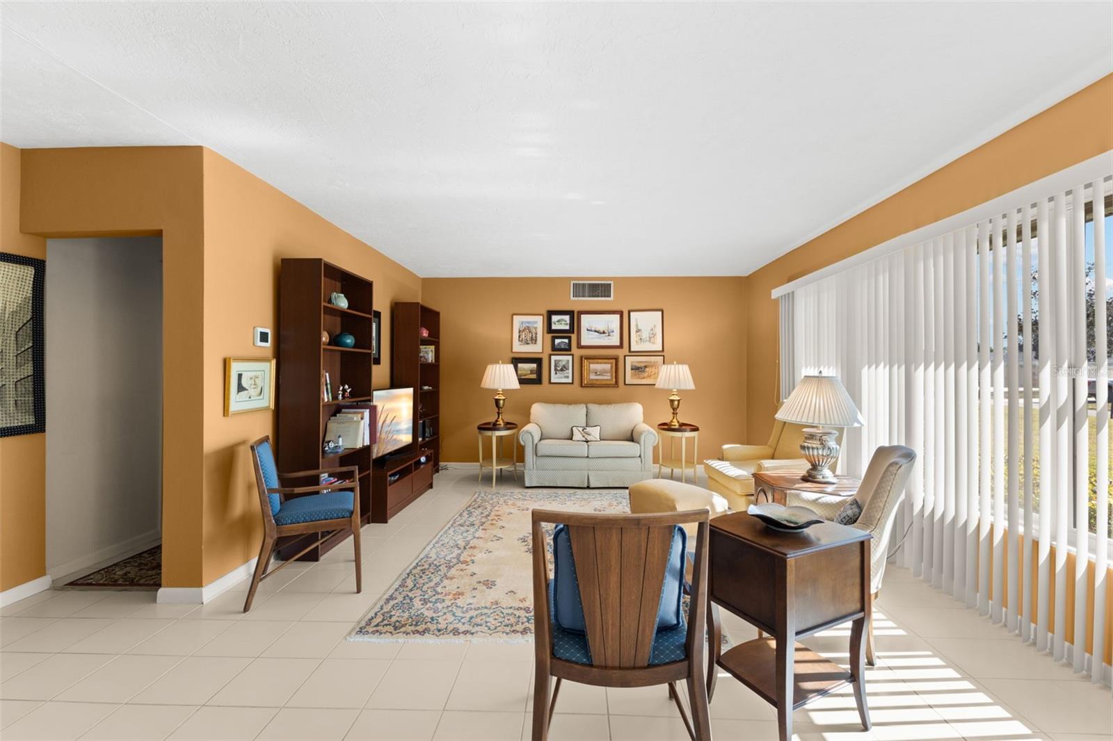 FAIRWAY ESTATES 2ND ADD - Residential