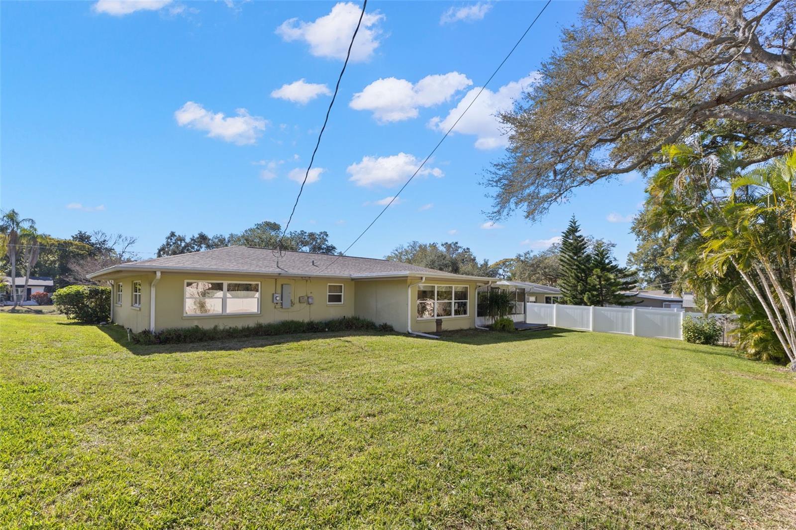 FAIRWAY ESTATES 2ND ADD - Residential