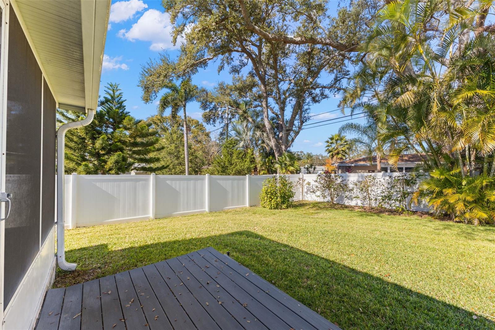 FAIRWAY ESTATES 2ND ADD - Residential