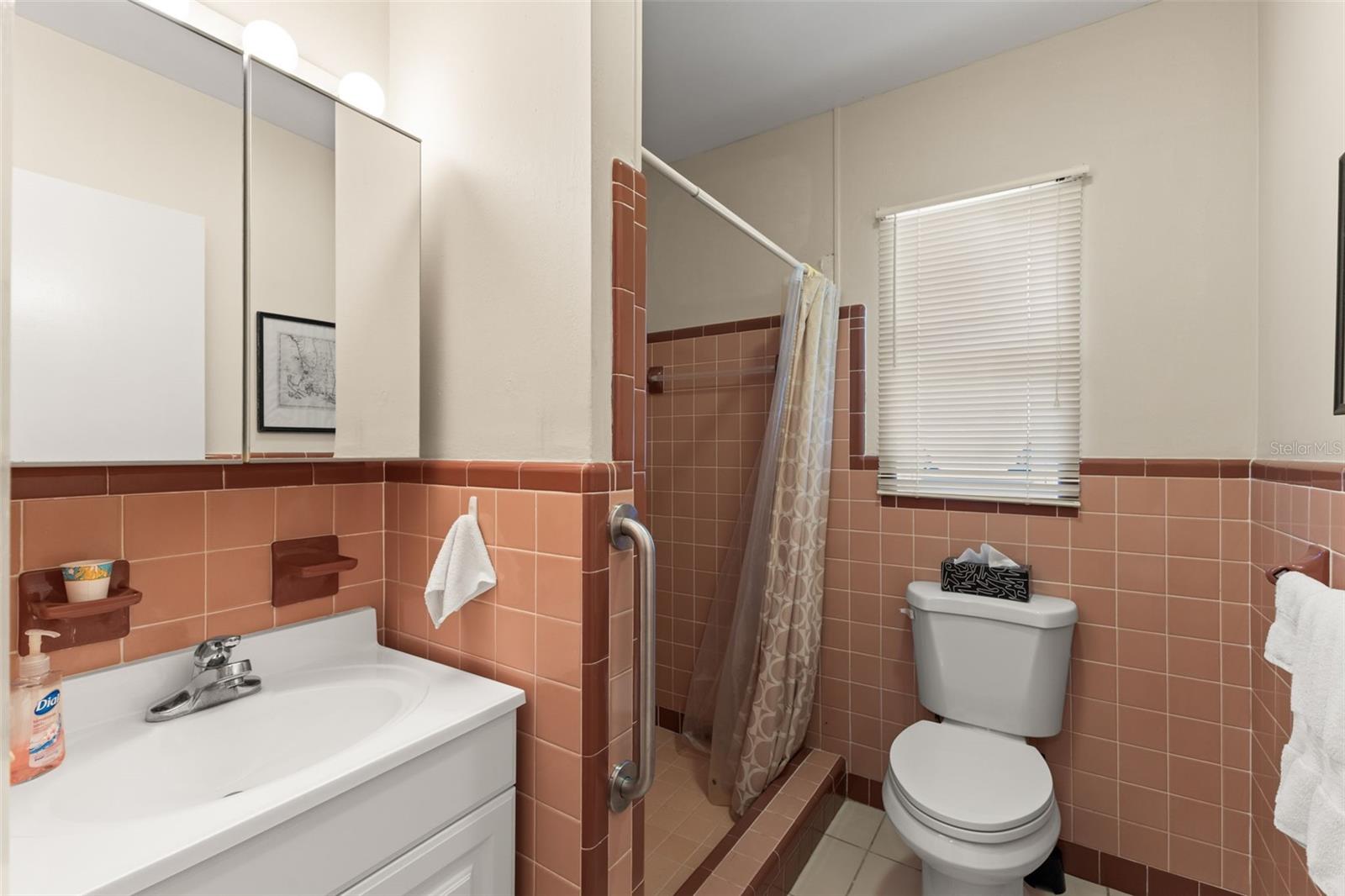 FAIRWAY ESTATES 2ND ADD - Residential