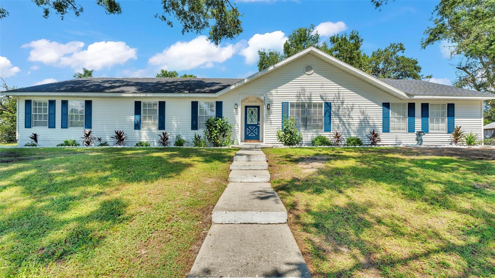 Say hello to sunshine and style at 4825 Foxrun Lane! Nestled in the heart of South Lakeland near Lake Miriam, this beautifully remodeled 3-bedroom, 2-bathroom home with a office and another bonus space near the utility room. This home is the perfect blend of modern updates and welcoming charm. Step inside and fall in love with the open floor plan and sunroom that floods the space with natural light—perfect for happy houseplants and bright mornings!
The kitchen is a total showstopper with sleek quartz countertops, classic white Shaker cabinets, and a large island ready for brunch spreads or charcuterie nights. You'll find luxury vinyl plank flooring throughout, adding both elegance and easy maintenance to your everyday.
Need space to focus or host? You’ve got it—there’s a dedicated office for your 9-to-5 and a formal dining room for your 5-to-9 dinner parties. The fully fenced backyard is perfect for pets, playtime, or just kicking back and enjoying the Florida breeze.
And here’s the cherry on top—no HOA! Recent updates include a new AC in 2023, water heater in 2022, and roof in 2017, making this home truly move-in ready. Home sits up on high and dry land so no worries of flooding here!
If you’ve been dreaming of a home that checks all the boxes in one of Lakeland’s most desirable areas, this is your sign. Come see it for yourself!
All sizes and information is believed to be accurate but should be verified by buyer and or buyers agent.