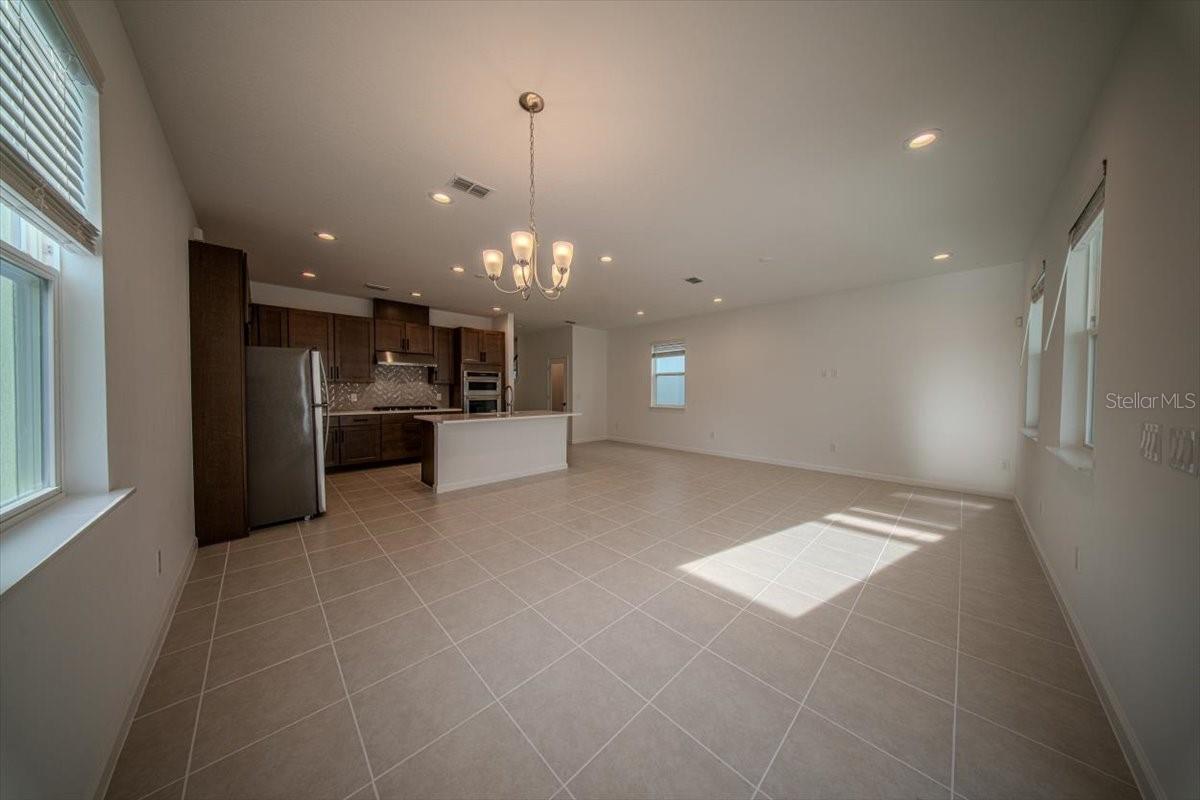 BRONSON PEAK PH 1C - Residential Lease