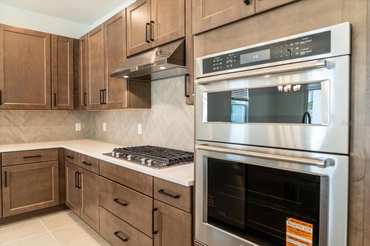 BRONSON PEAK PH 1C - Residential Lease