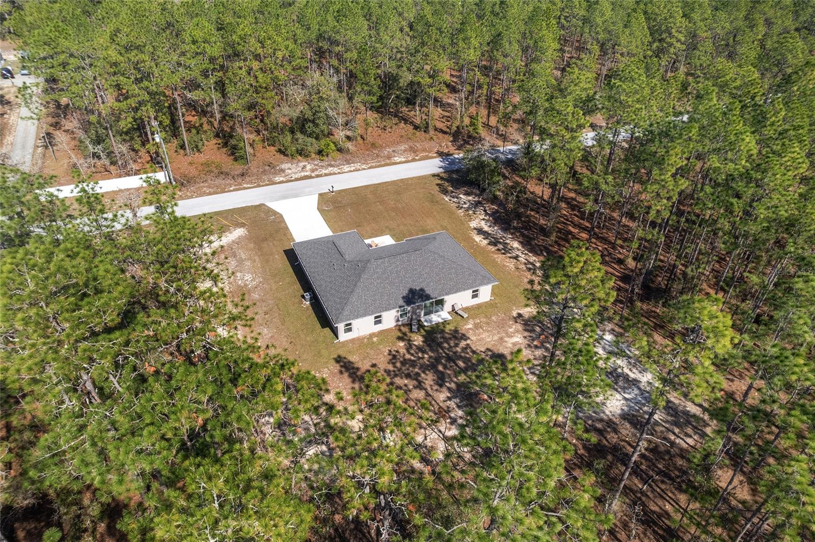 RAINBOW LAKES ESTATE - Residential