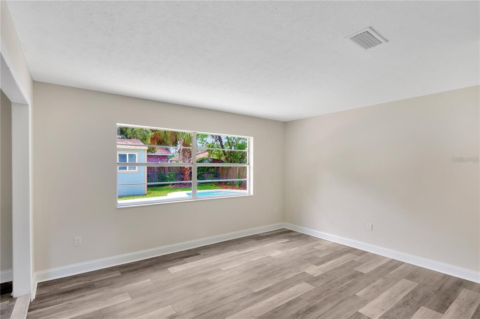 SOUTHWOOD HILLS UNIT 04 - Residential Lease
