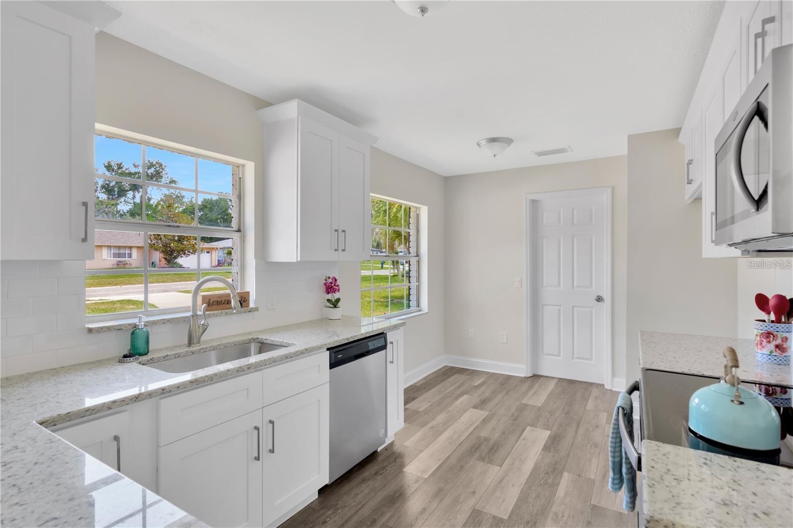SOUTHWOOD HILLS UNIT 04 - Residential Lease