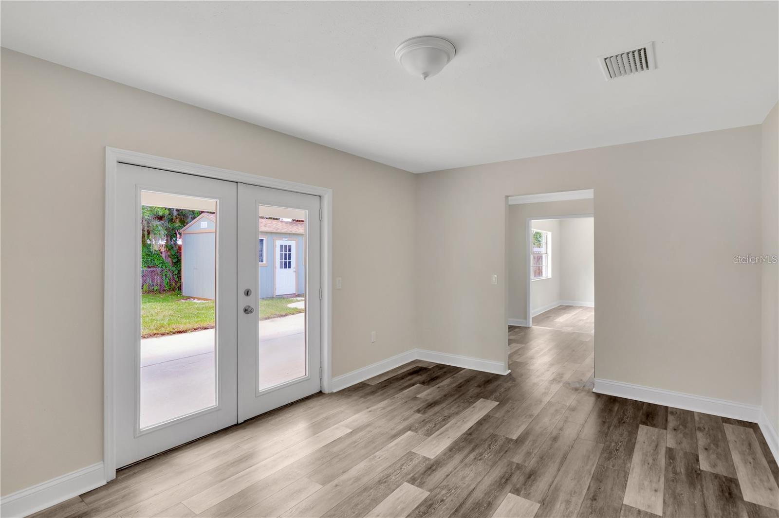 SOUTHWOOD HILLS UNIT 04 - Residential Lease