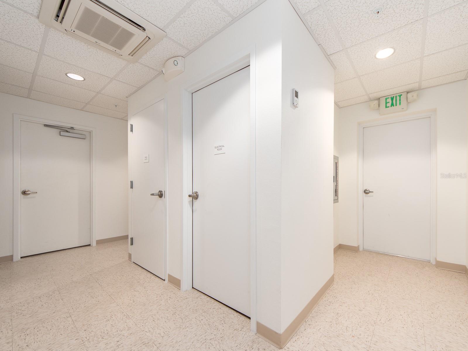 FINALE AT SAND KEY CONDO - Residential