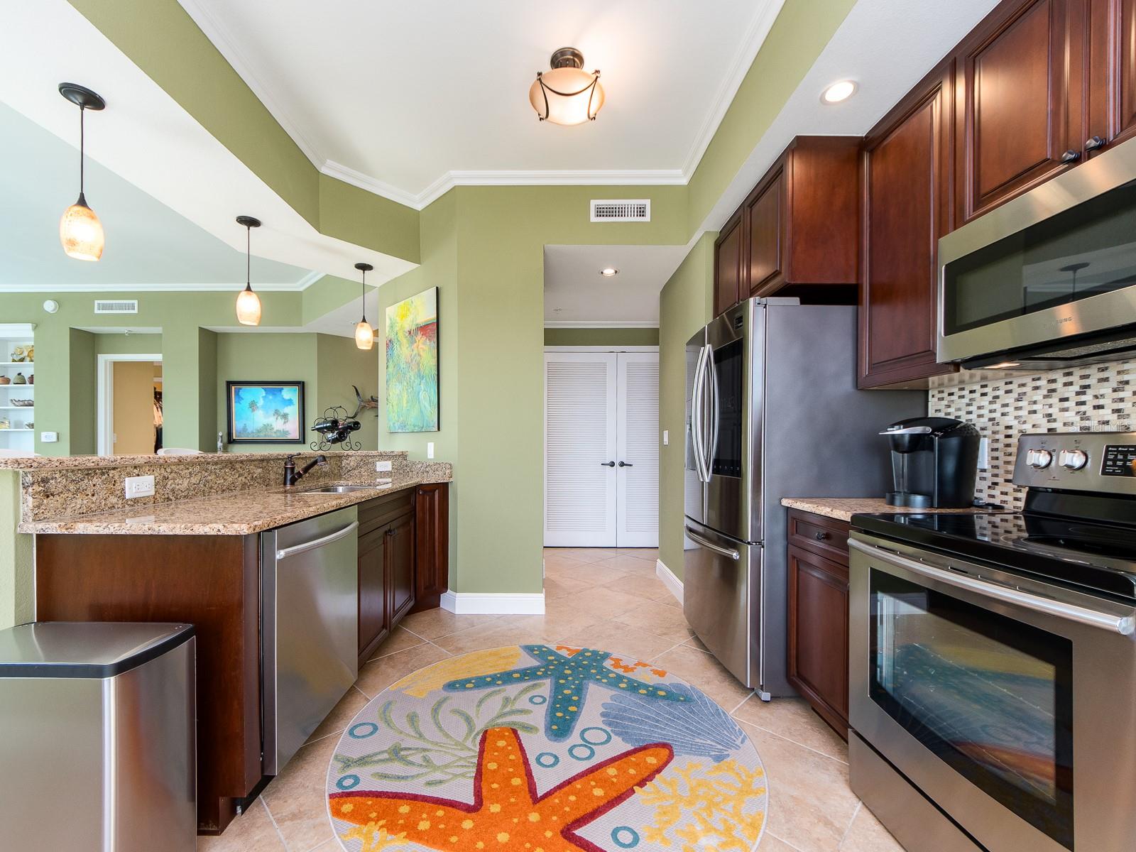 FINALE AT SAND KEY CONDO - Residential