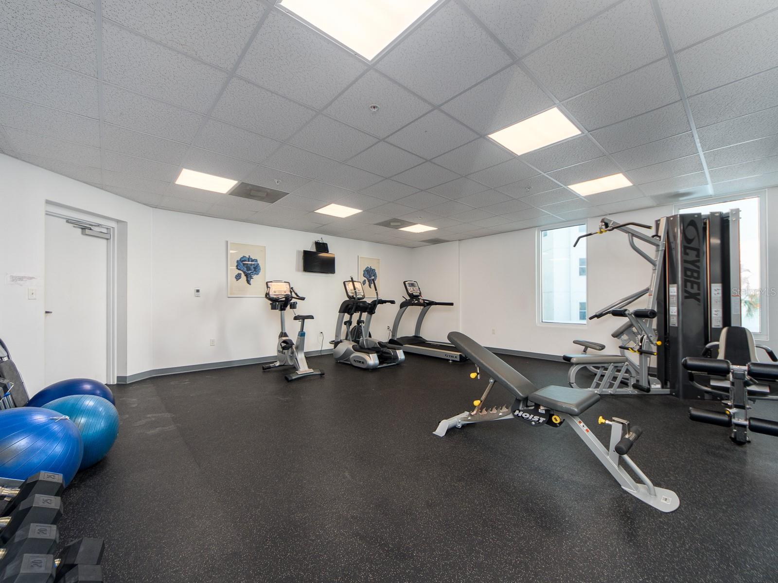 FINALE AT SAND KEY CONDO - Residential