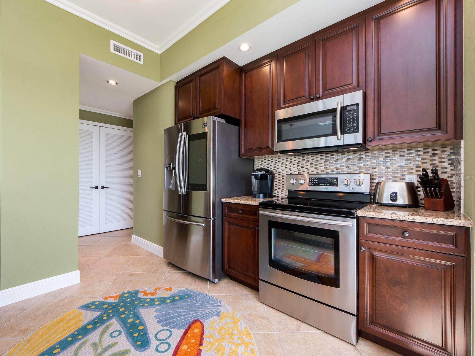 FINALE AT SAND KEY CONDO - Residential