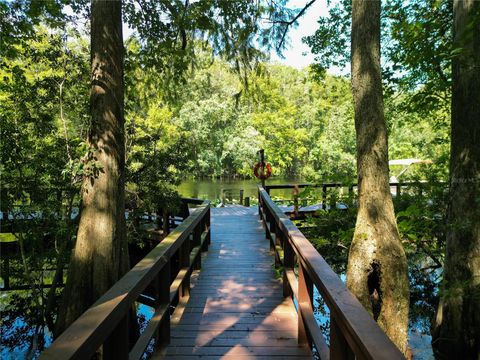 A home in DUNNELLON