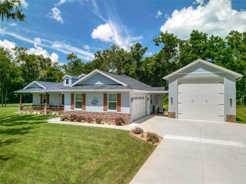 A home in DUNNELLON