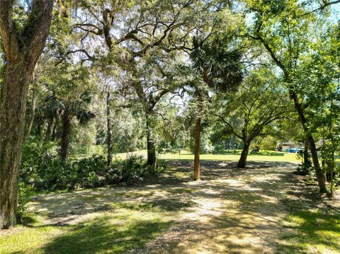 A home in DUNNELLON