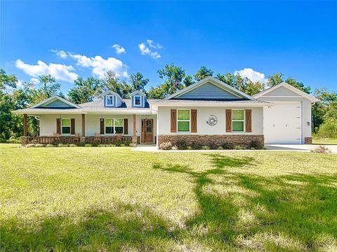 A home in DUNNELLON